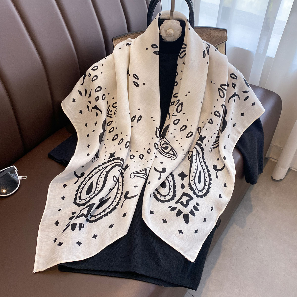 Retro Cashew Print 90 Large Scarf For Women Outerwear